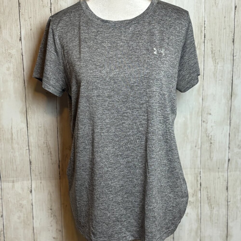 Under Armour Heat Gear Fitted Tee, Size Medium